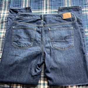 American Eagle Buttonfly Tom Girl Jeans.